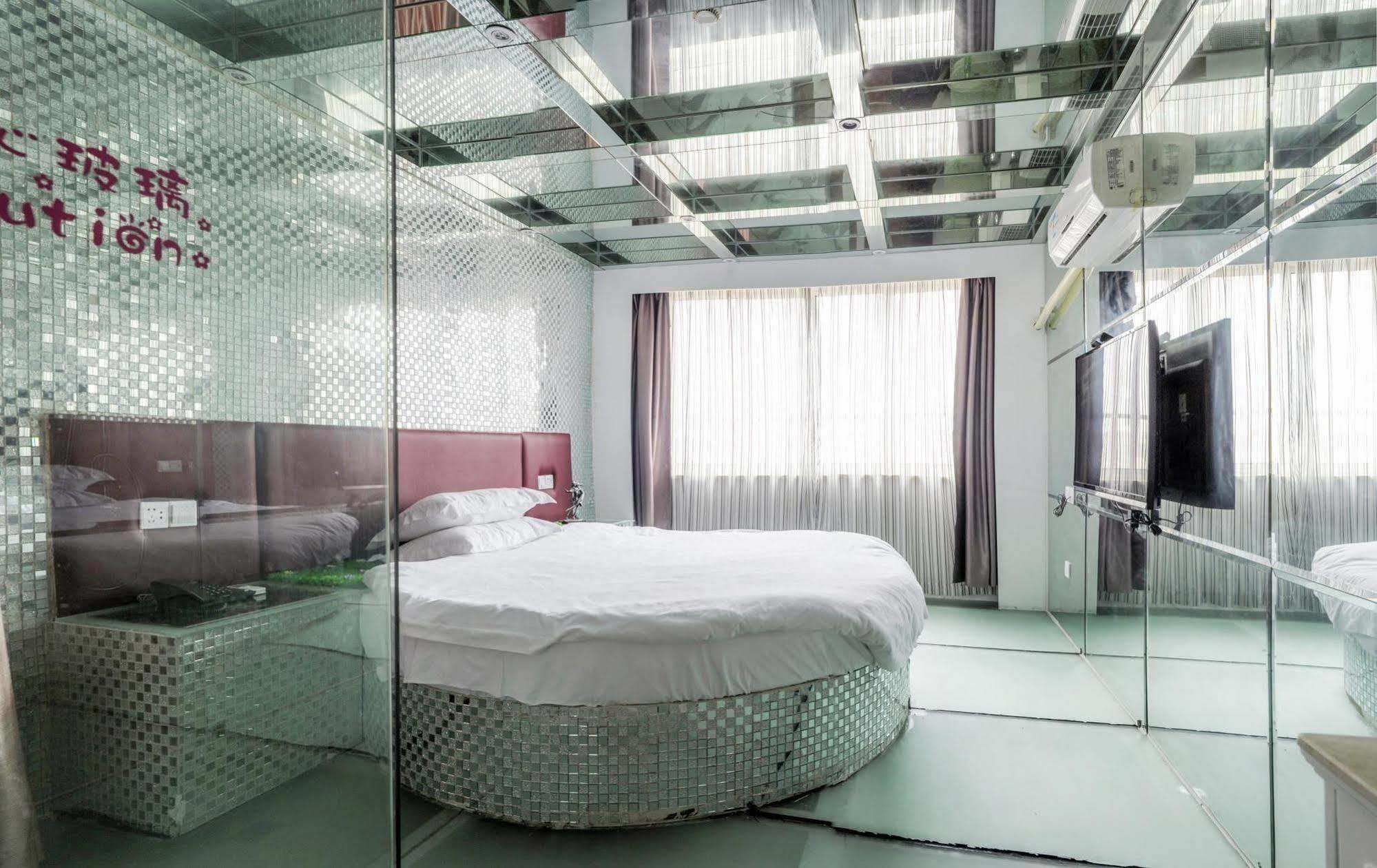 Milan Fashion Hotel Deqing Luaran gambar